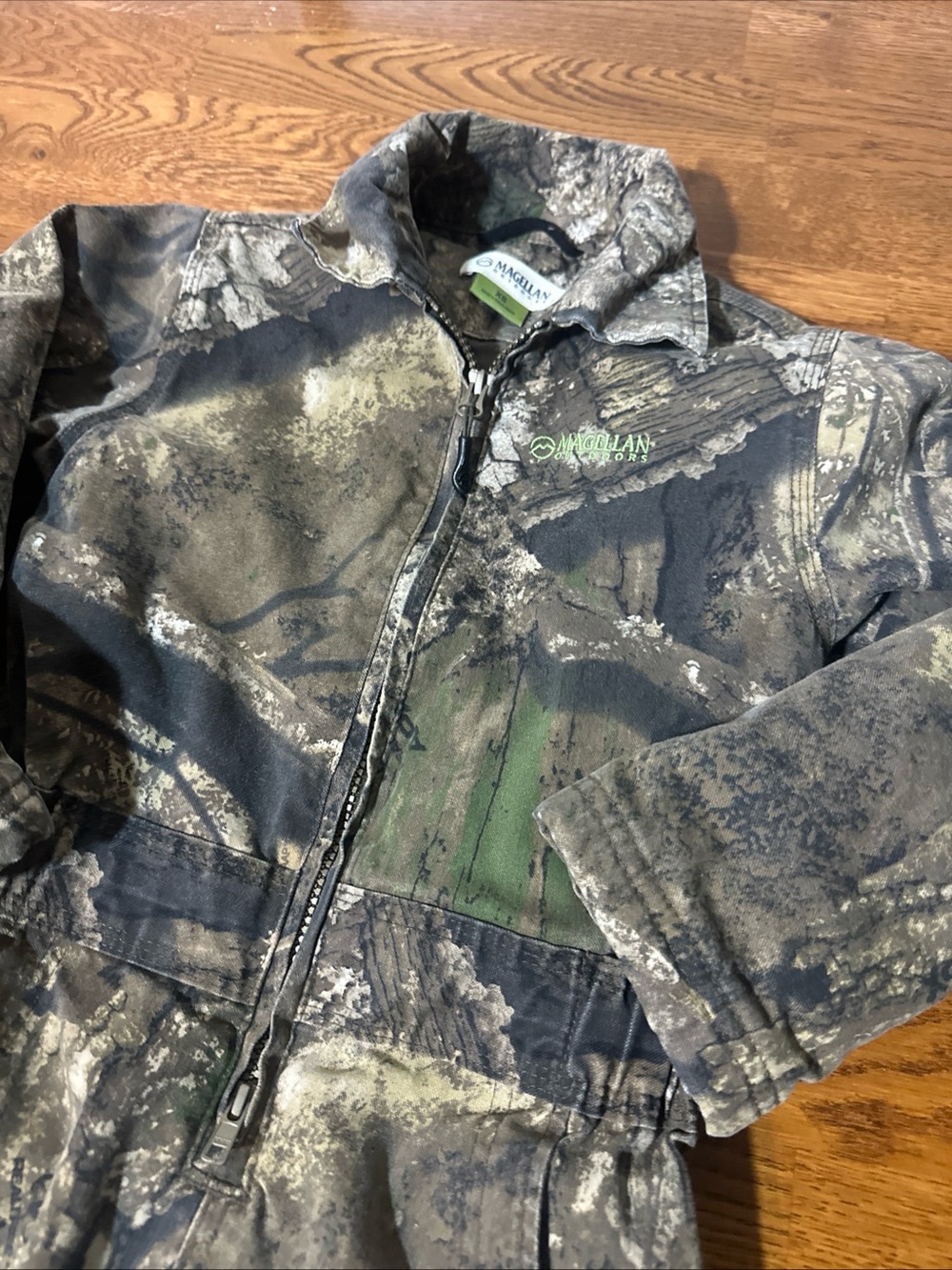 Magellan Outdoors Youth XS Realtree Edge Camo Hunting Coverall Jumpsuit